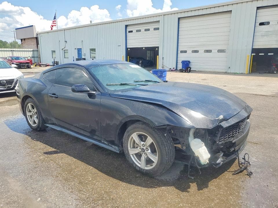 2024 FORD MUSTANG 4
