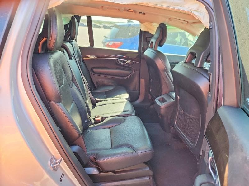 2018 VOLVO XC90 T5 11