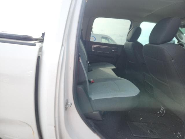 2021 RAM 1500 CLASSIC SLT 10