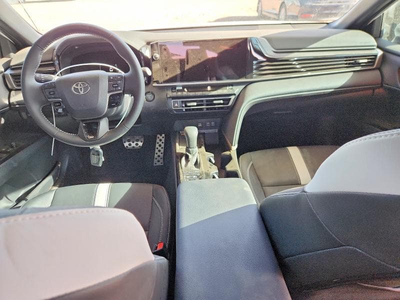 2026 TOYOTA CAMRY SE 8