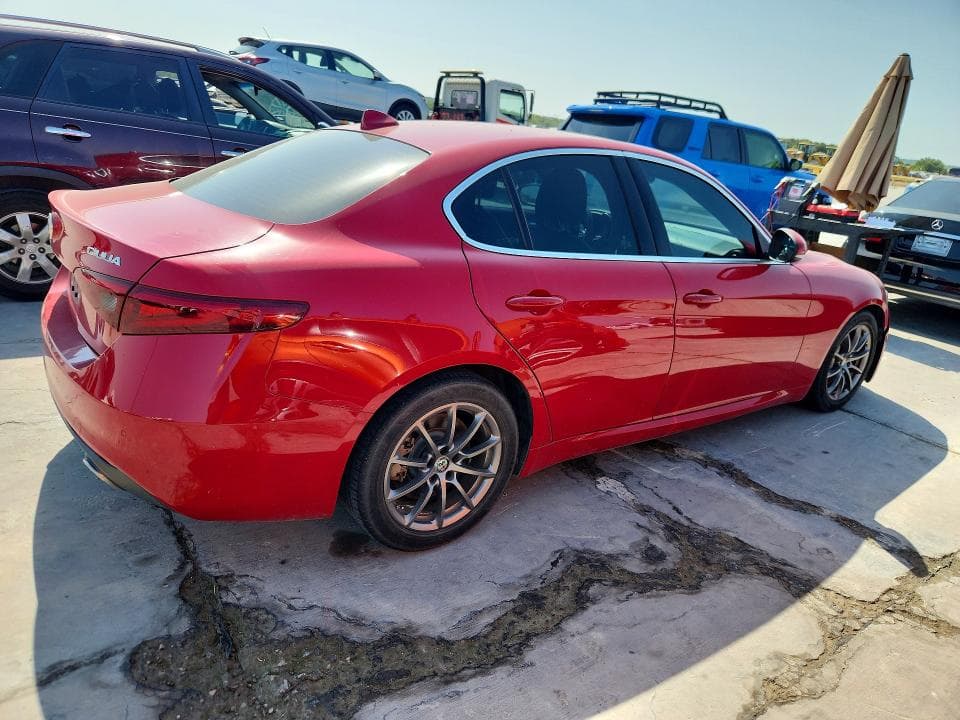 2020 ALFA ROMEO GIULIA 3