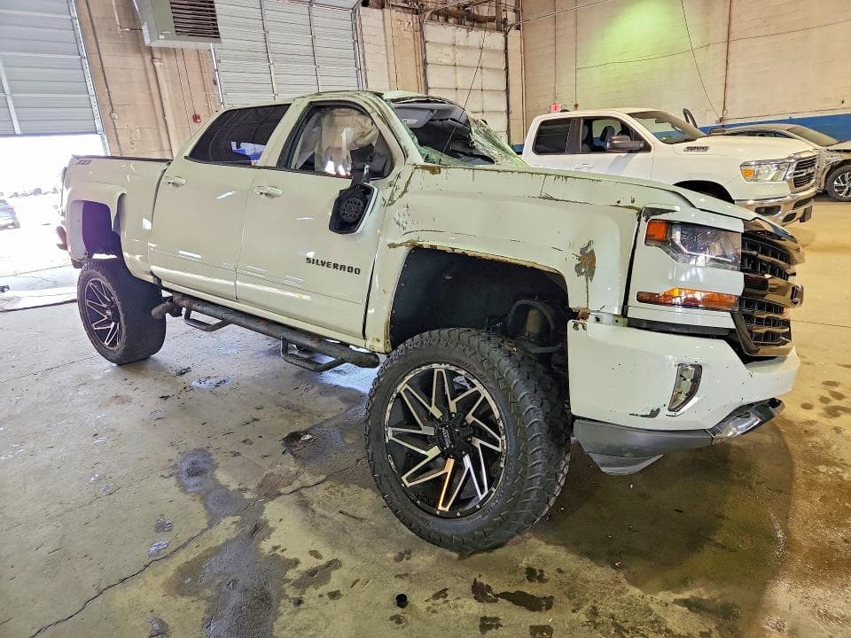 2017 CHEVROLET SILVERADO K1500 LT 4