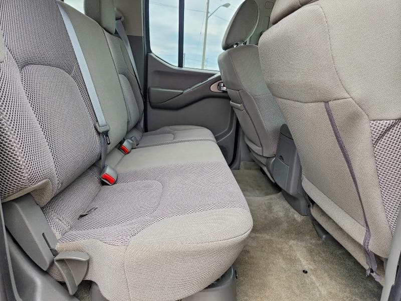 2018 NISSAN FRONTIER SV 10