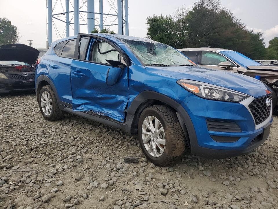2020 HYUNDAI TUCSON SE 4