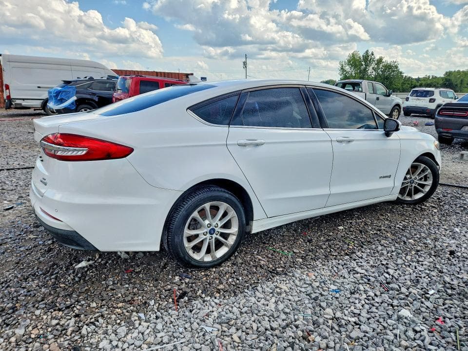 2019 FORD FUSION SE 3