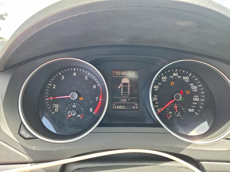 2017 VOLKSWAGEN JETTA SE 9