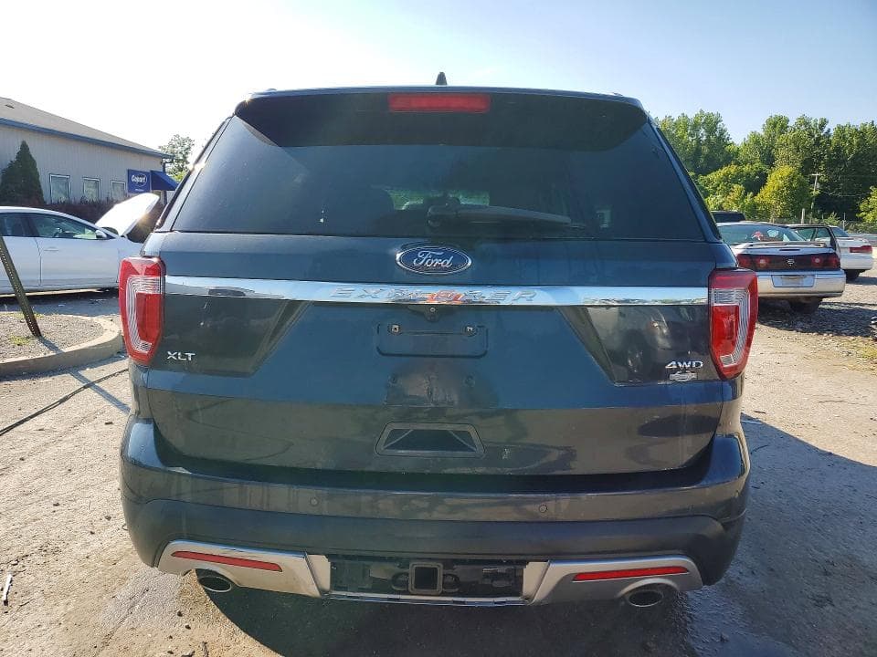 2017 FORD EXPLORER XLT 6
