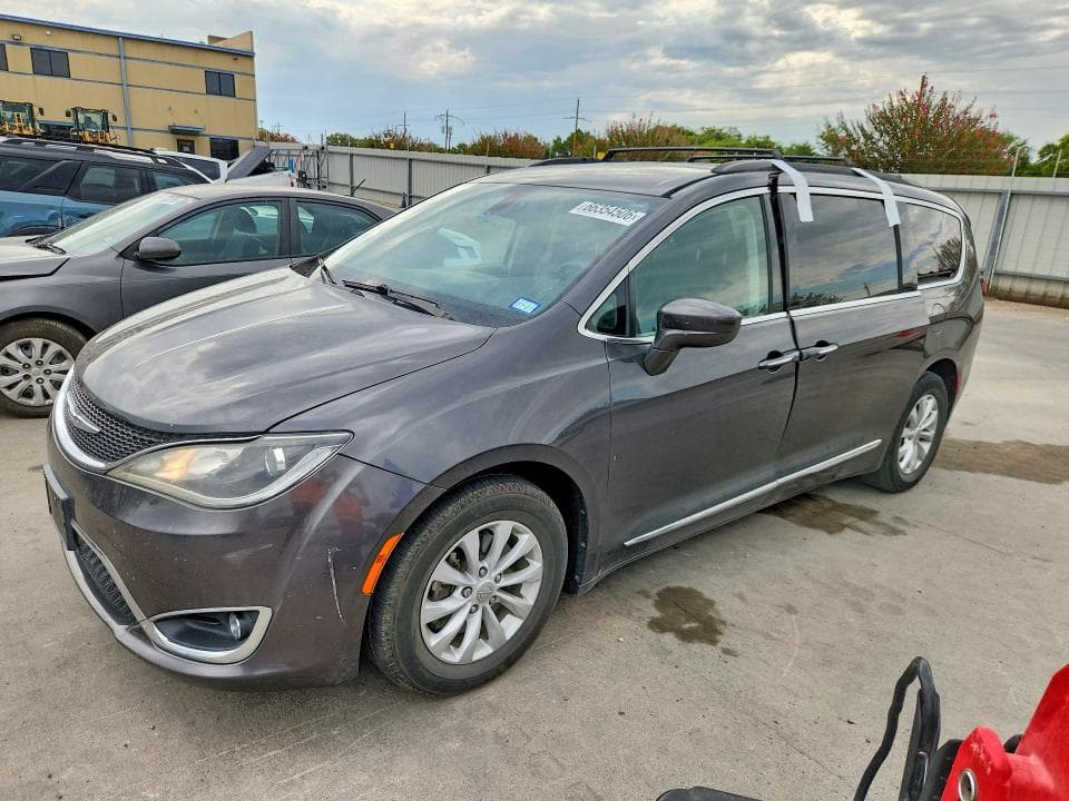 2017 CHRYSLER PACIFICA TOURING L - 1