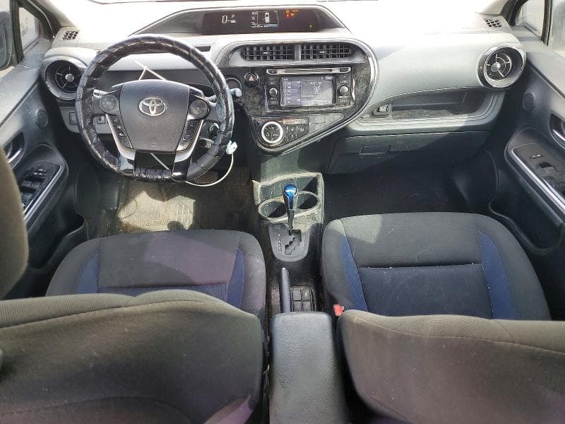 2018 TOYOTA PRIUS C TWO 8