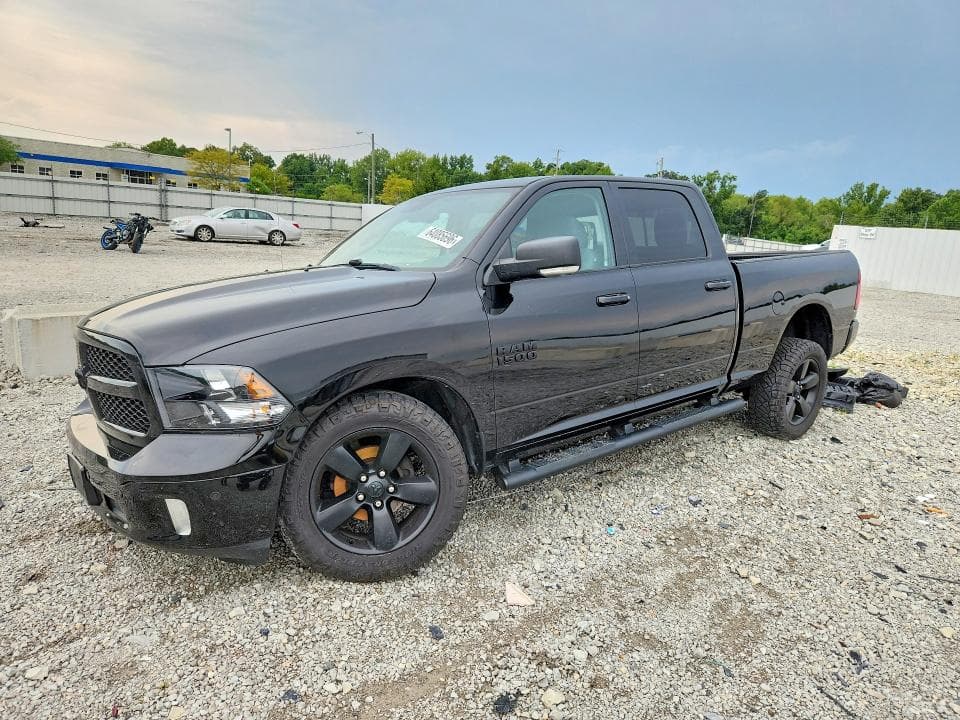 2018 RAM 1500 SLT - 1