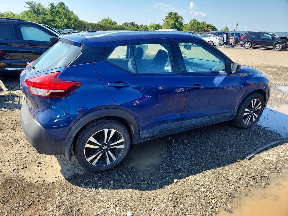 2018 NISSAN KICKS SV 3