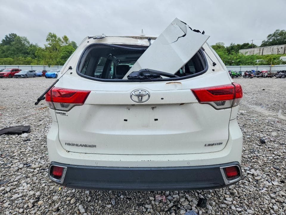 2017 TOYOTA HIGHLANDER LIMITED 6