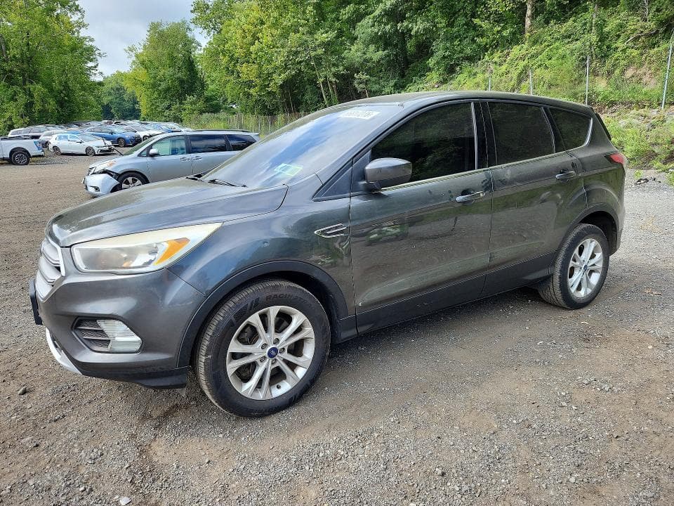 2017 FORD ESCAPE SE - 1