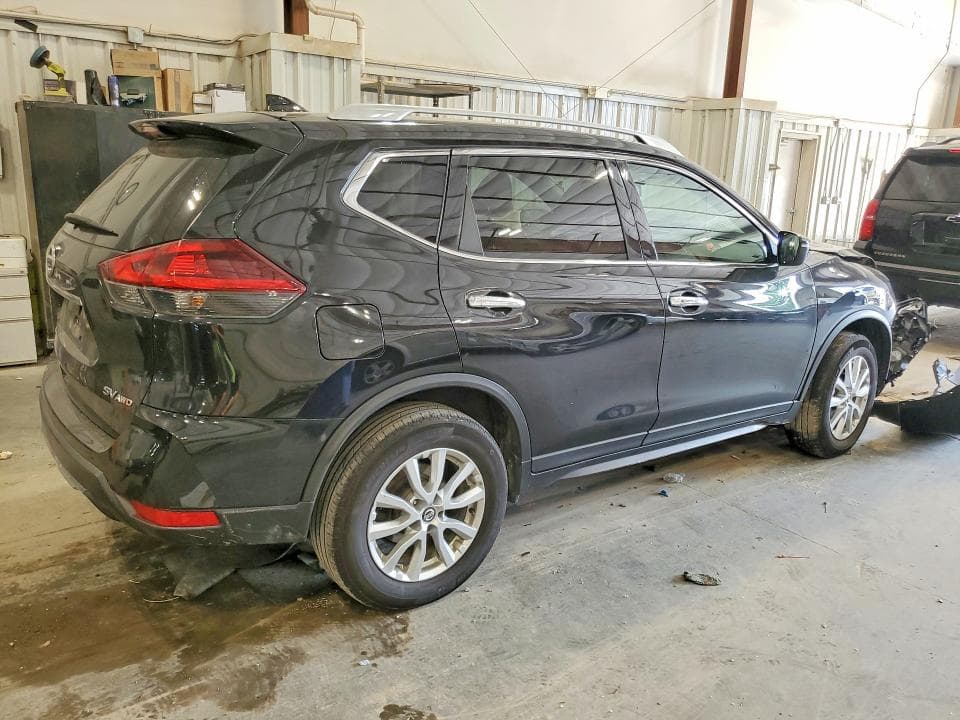 2018 NISSAN ROGUE SV 3