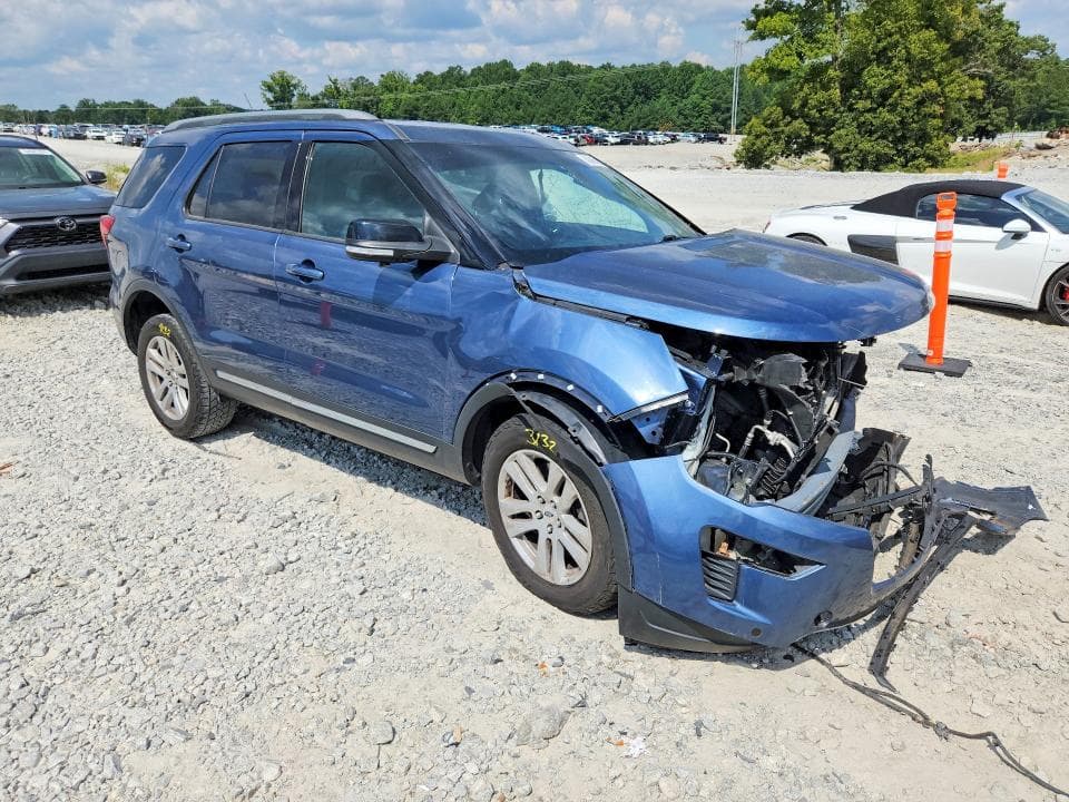 2018 FORD EXPLORER XLT 4
