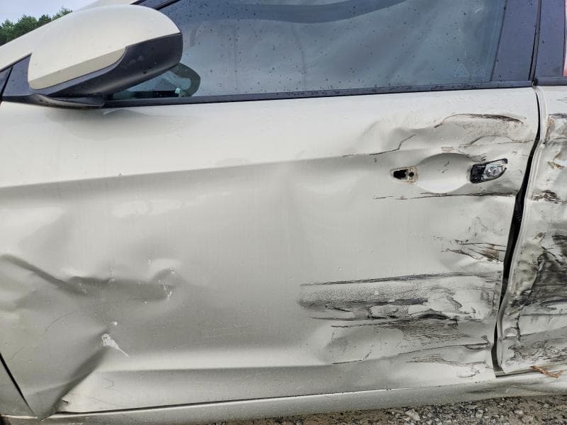 2017 HYUNDAI ELANTRA SE 7