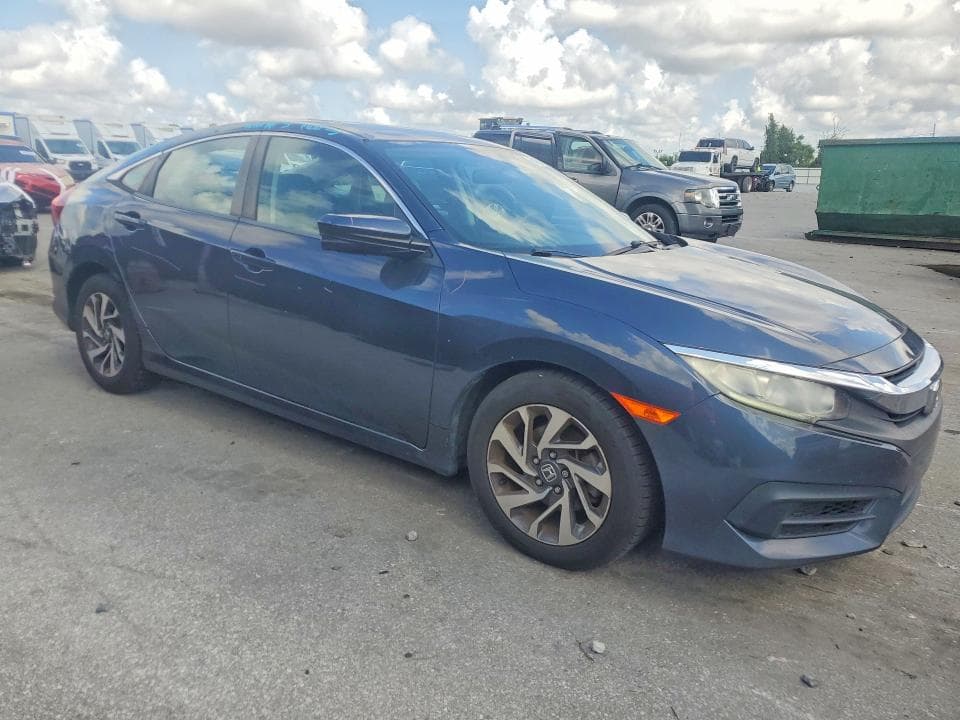 2018 HONDA CIVIC EX 4
