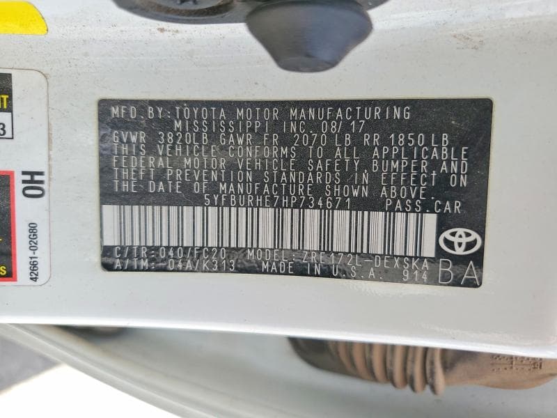 2017 TOYOTA COROLLA SE 12