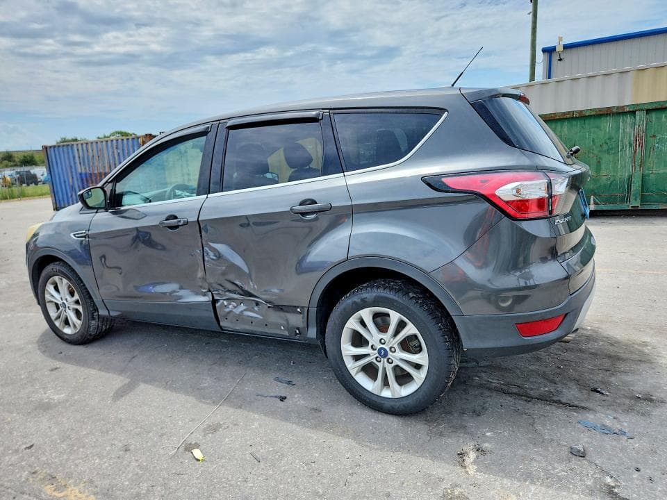 2017 FORD ESCAPE SE 2