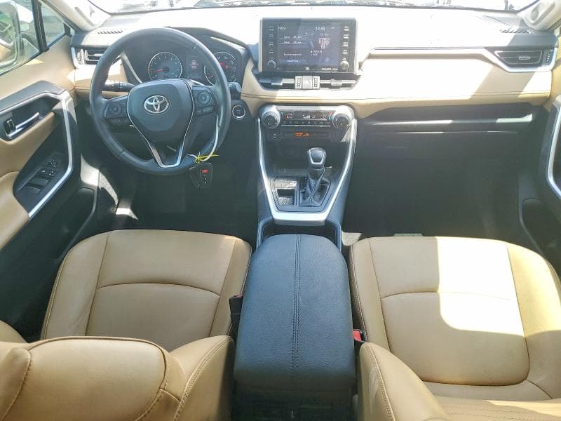 2019 TOYOTA RAV4 XLE PREMIUM 8