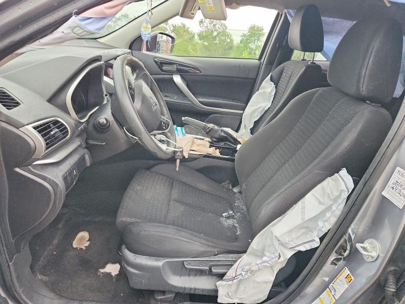 2019 MITSUBISHI ECLIPSE CROSS ES 7
