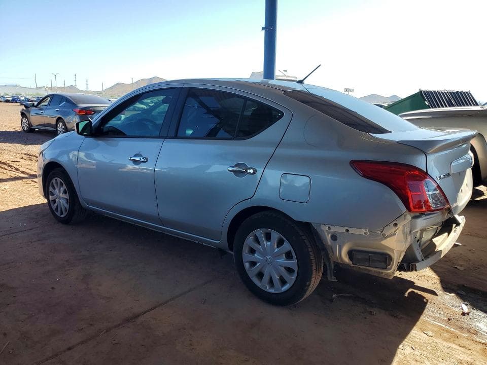 2018 NISSAN VERSA SV 2