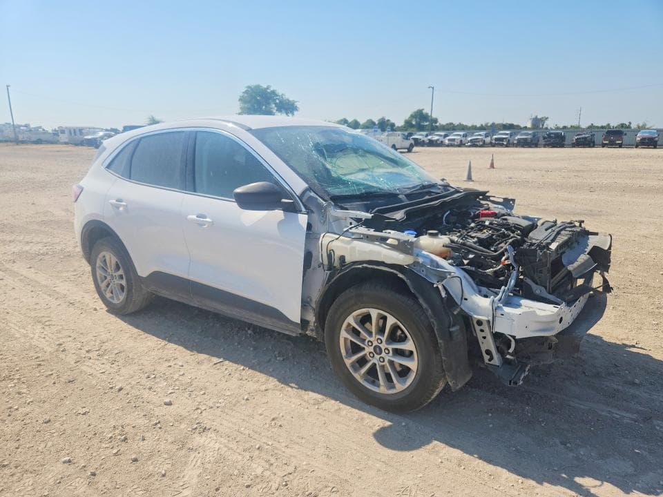 2022 FORD ESCAPE SE 4