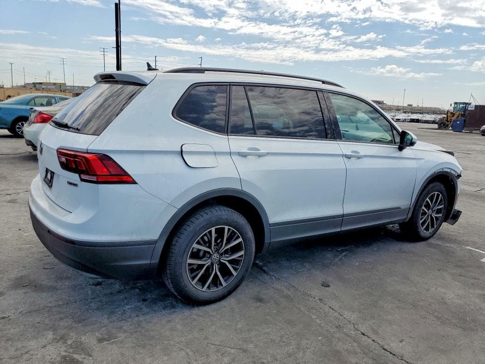 2021 VOLKSWAGEN TIGUAN S 3