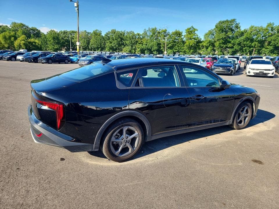 2025 KIA K4 LXS 3