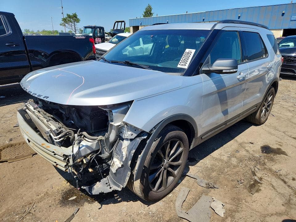 2018 FORD EXPLORER XLT - 1