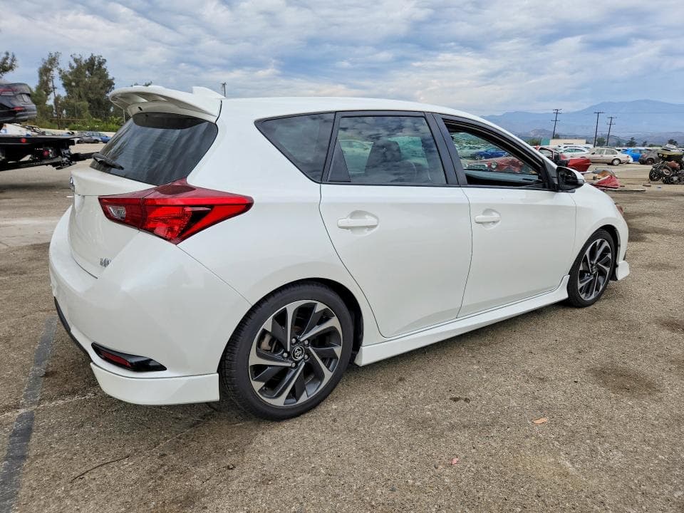 2017 TOYOTA COROLLA IM BASE 3