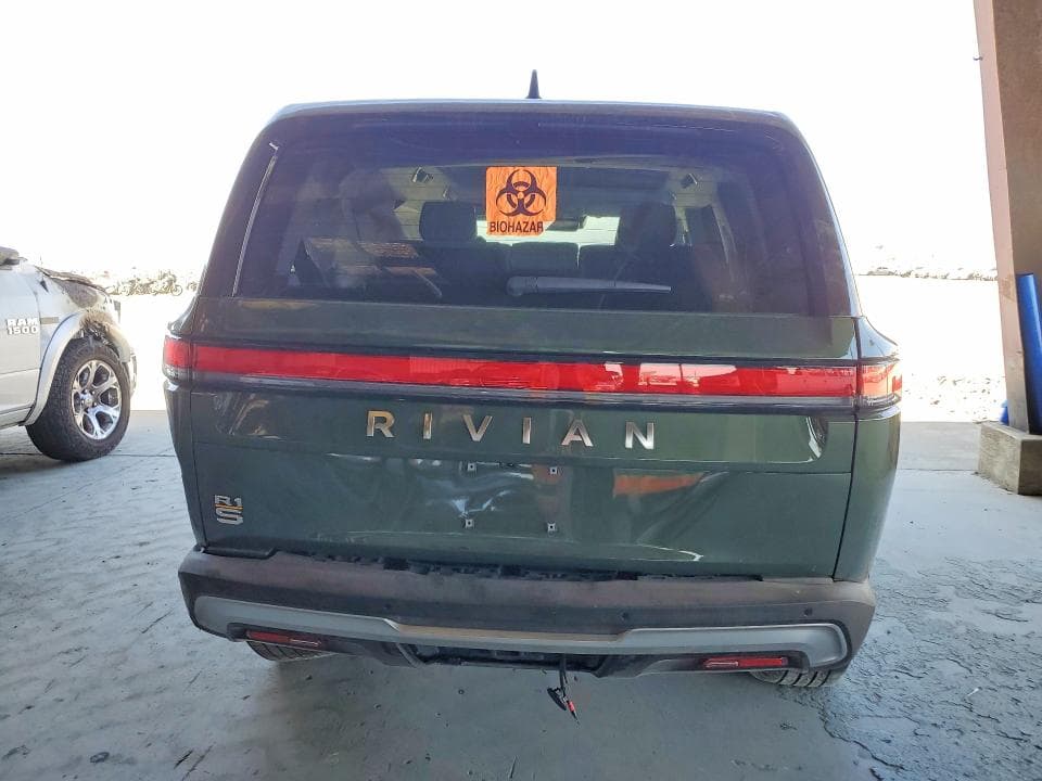 2023 RIVIAN R1S ADVENTURE 6