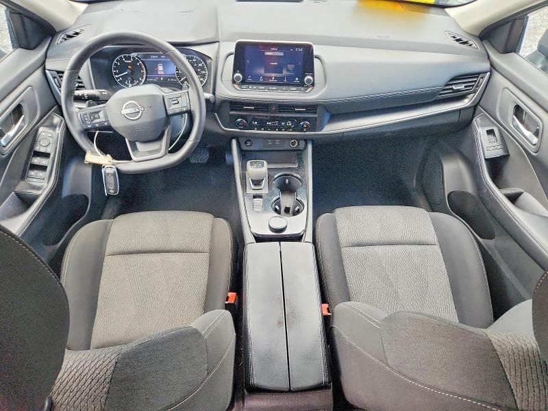 2025 NISSAN ROGUE SV 8