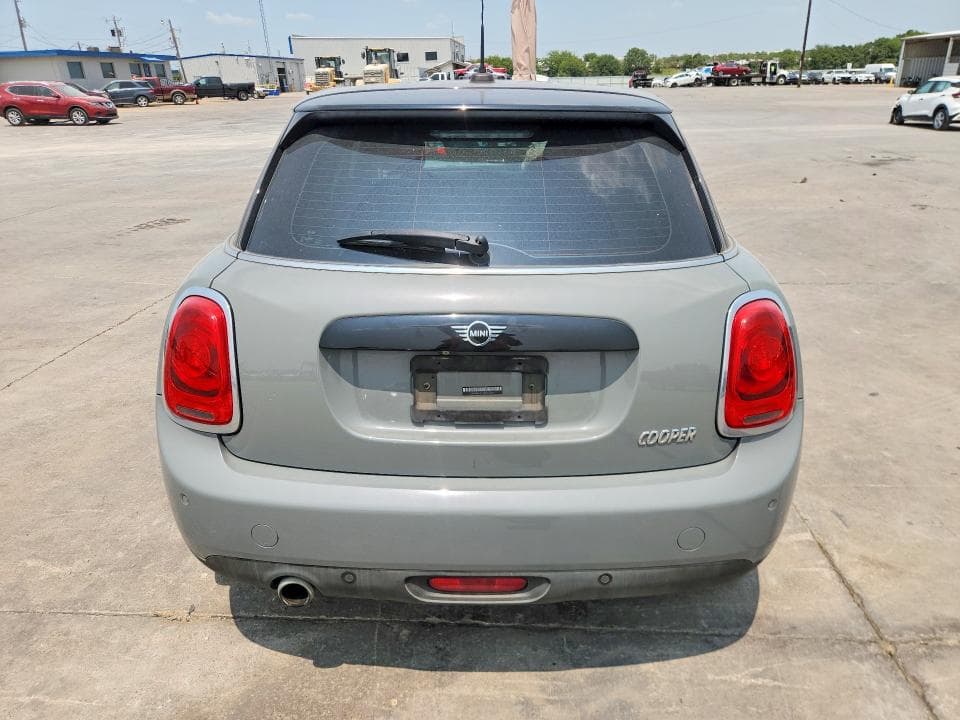 2019 MINI COOPER 6