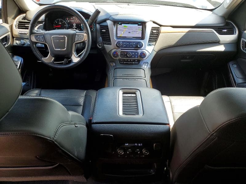 2019 GMC YUKON DENALI 8