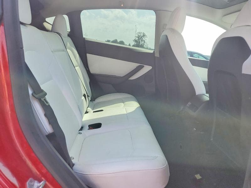 2022 TESLA MODEL Y 10