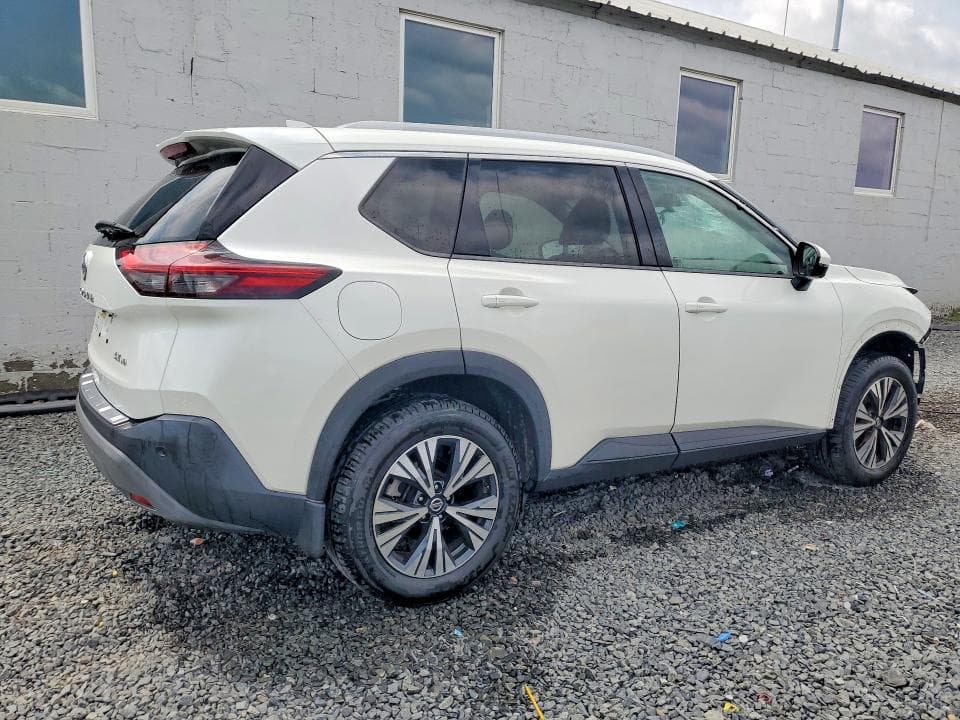 2021 NISSAN ROGUE SV 3