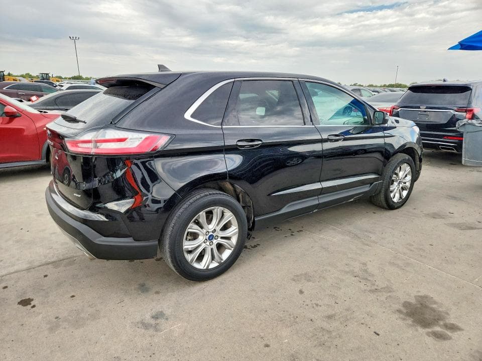 2022 FORD EDGE TITANIUM 3