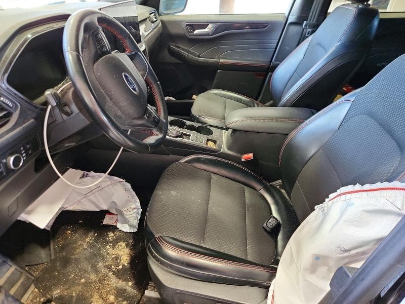 2024 FORD ESCAPE ST LINE 7