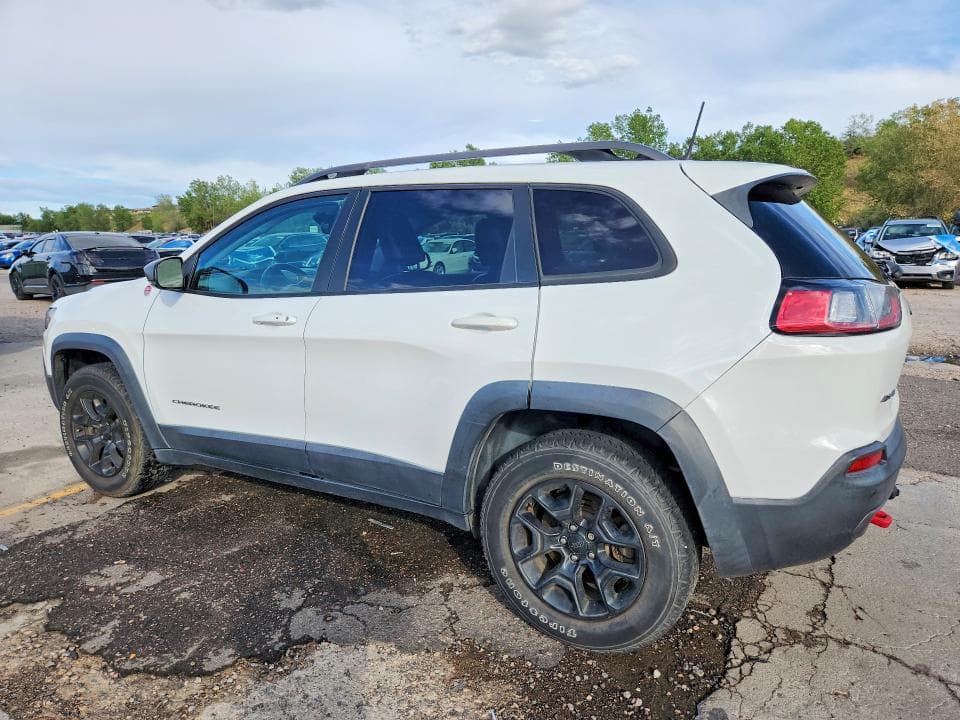 2019 JEEP CHEROKEE TRAILHAWK 2