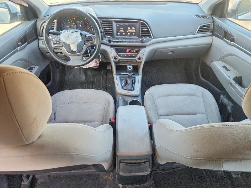 2018 HYUNDAI ELANTRA SEL 8