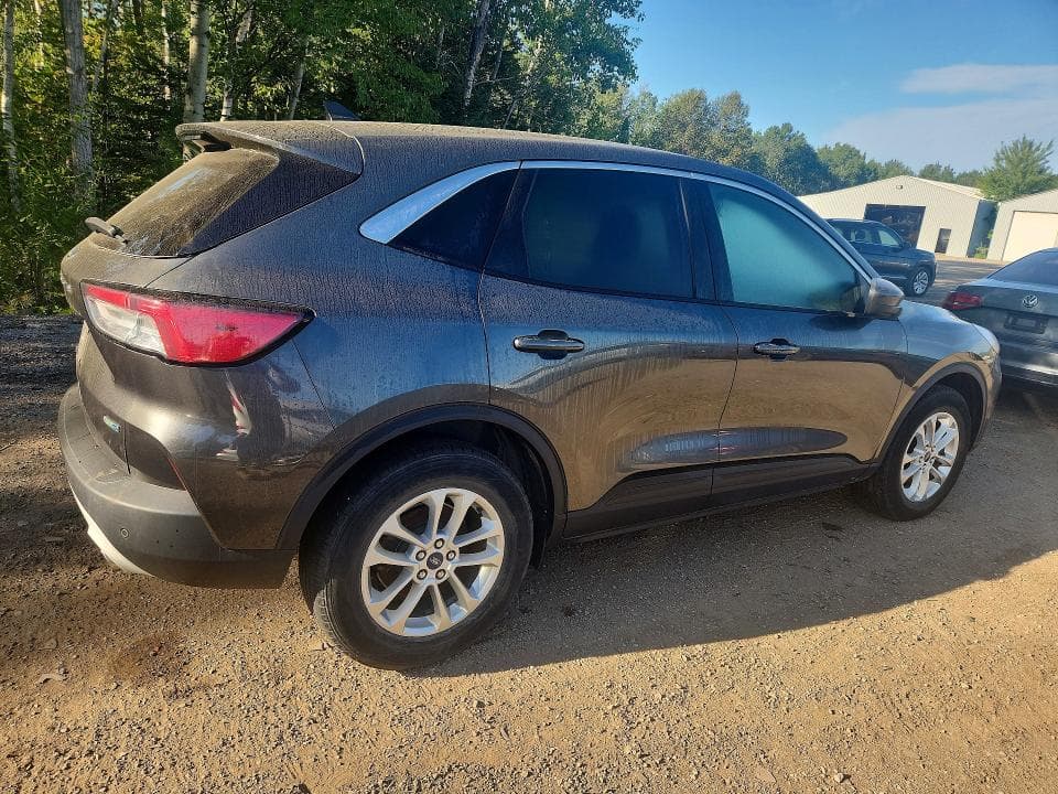 2020 FORD ESCAPE SE 3