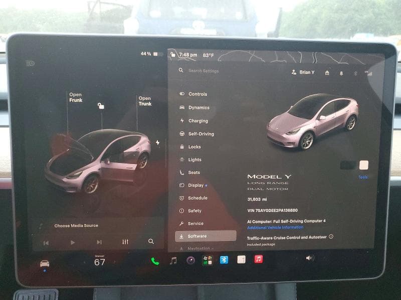 2023 TESLA MODEL Y 9