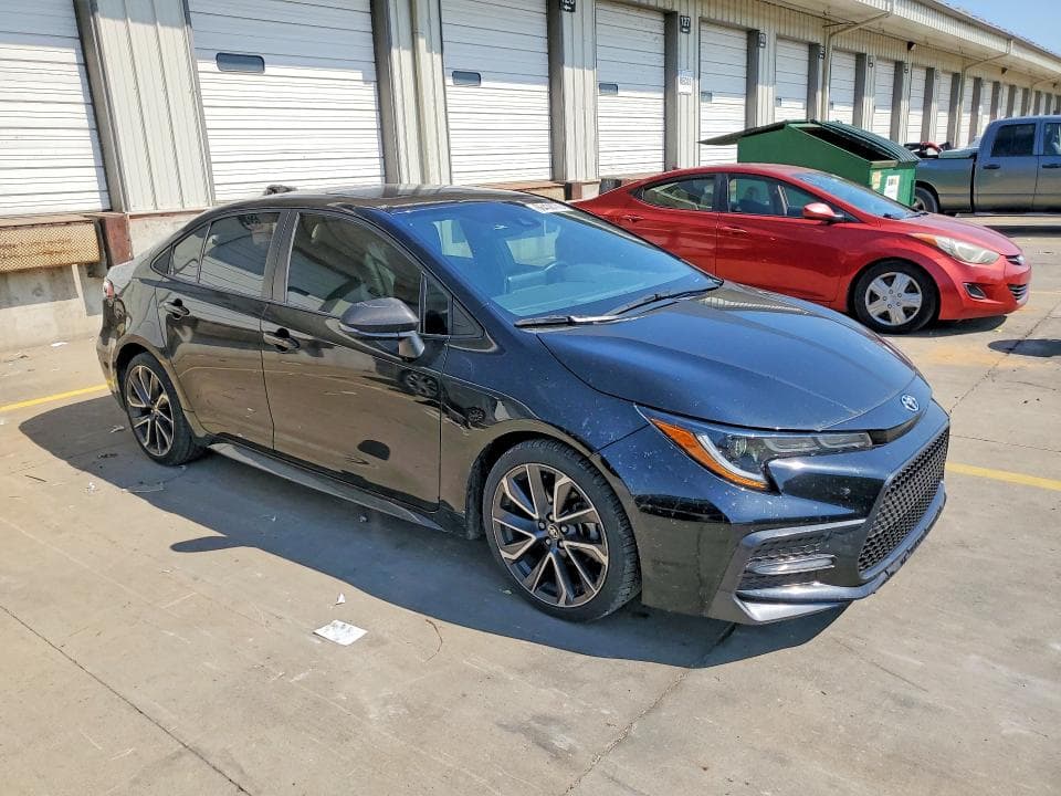 2020 TOYOTA COROLLA SE 4