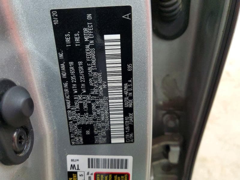 2021 TOYOTA HIGHLANDER XLE 13
