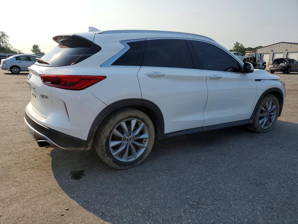 2019 INFINITI QX50 PURE 3