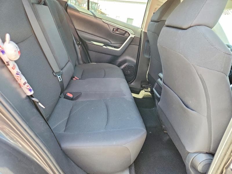 2019 TOYOTA RAV4 LE 10