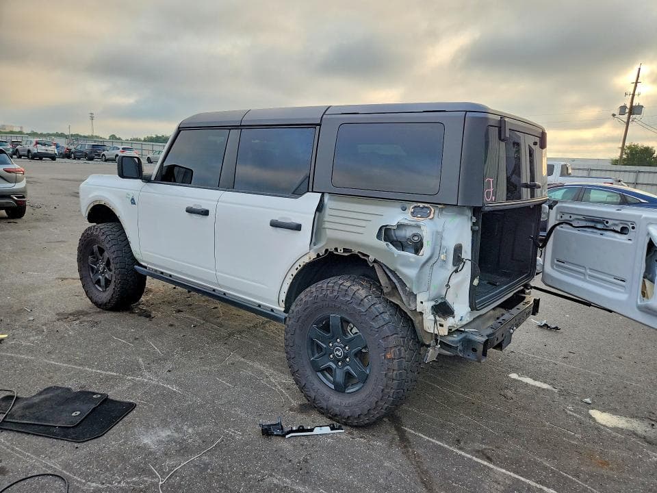 2024 FORD BRONCO BLACK DIAMOND 2