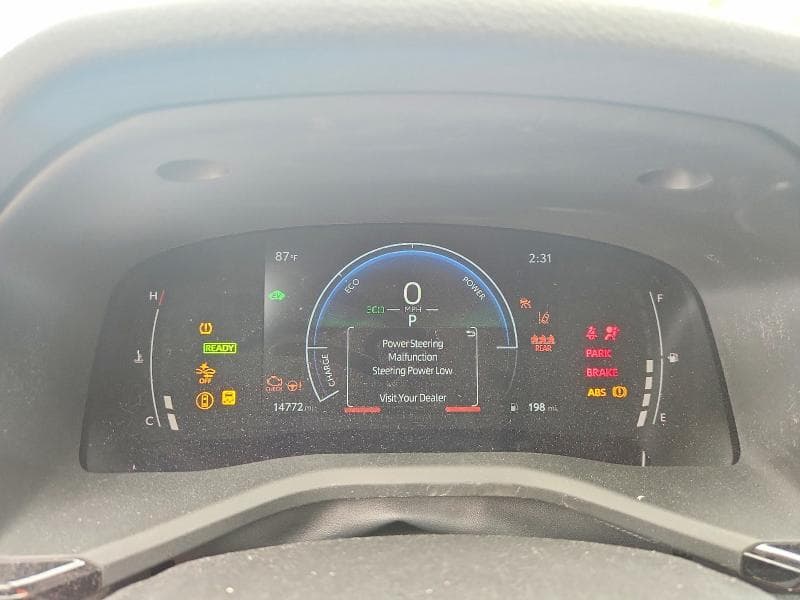 2025 TOYOTA CAMRY LE 9