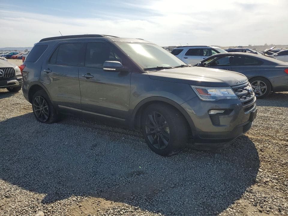 2019 FORD EXPLORER XLT 4
